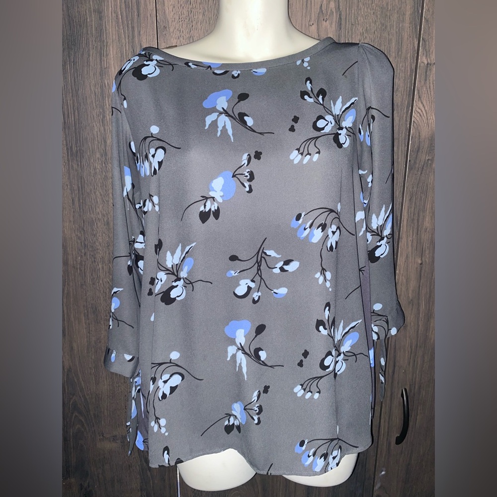 LOFT Blue and Cream Blouse Relaxed 3/4 Sleeve